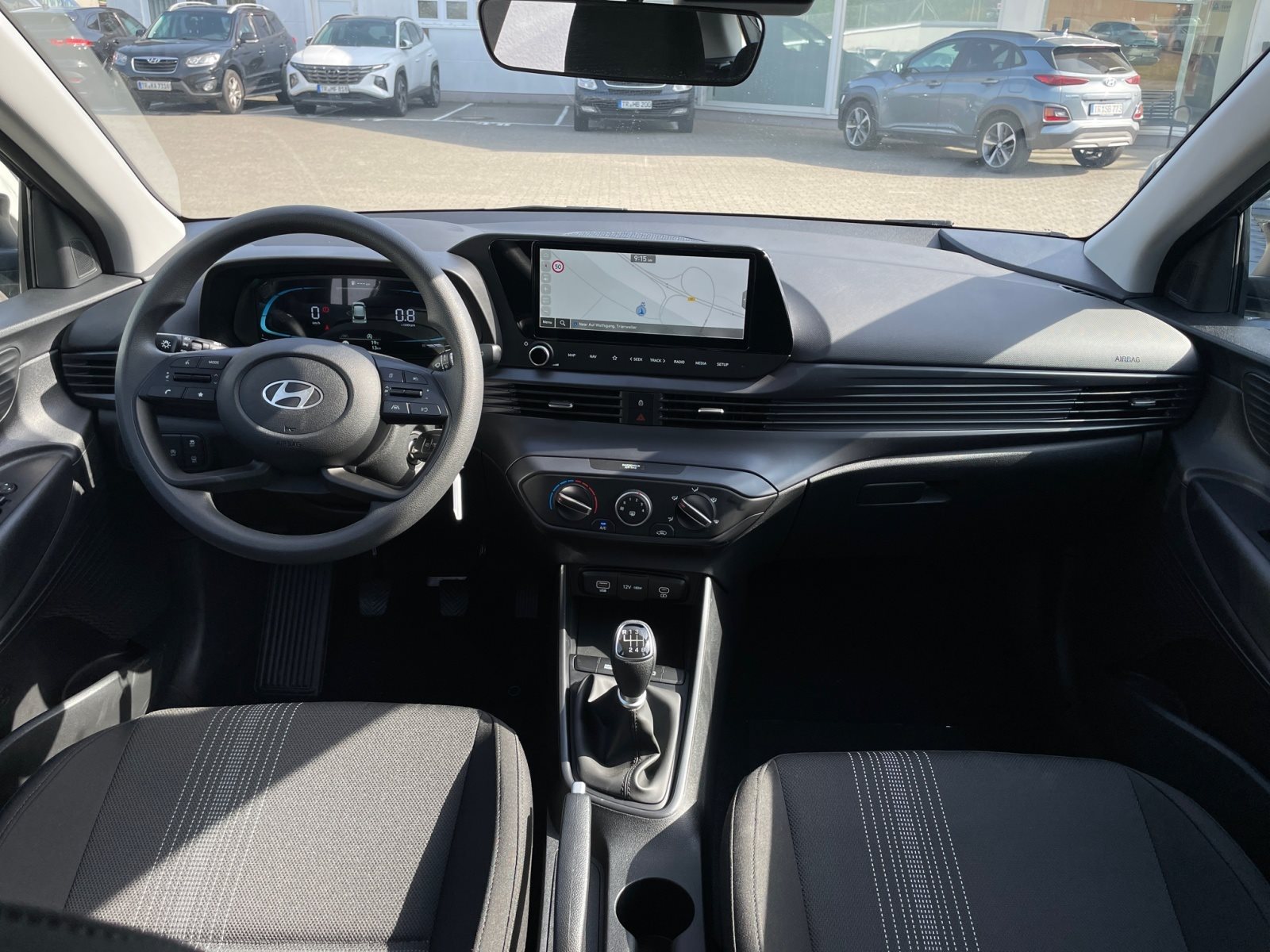 Foto 1 - i20 1.0T-GDi SELECT /FLA/SpurH/Navi/PDC/KAM, Phantom Black / MET