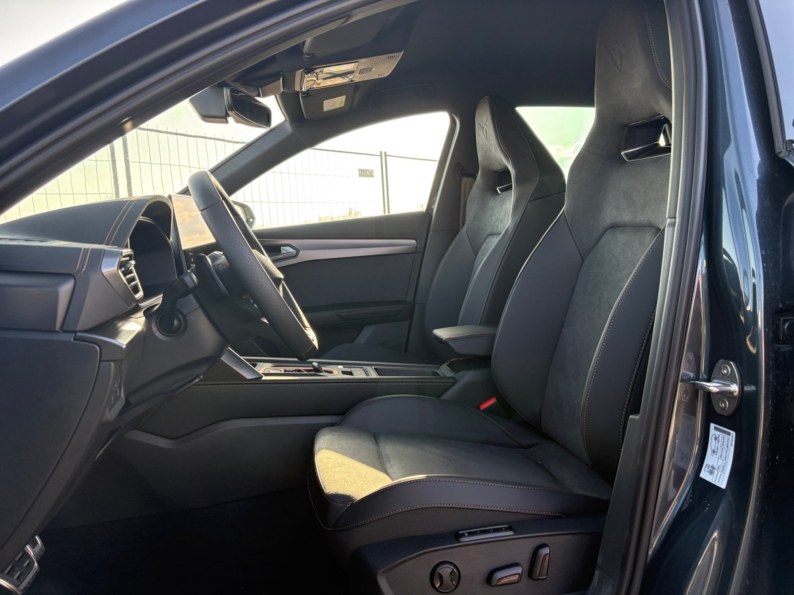 Foto 1 - Cupra Formentor 2.0 TSI 4Drive DSG AHK ACC Rückfahrkamera Einparkhilfe, Magnetic Grau