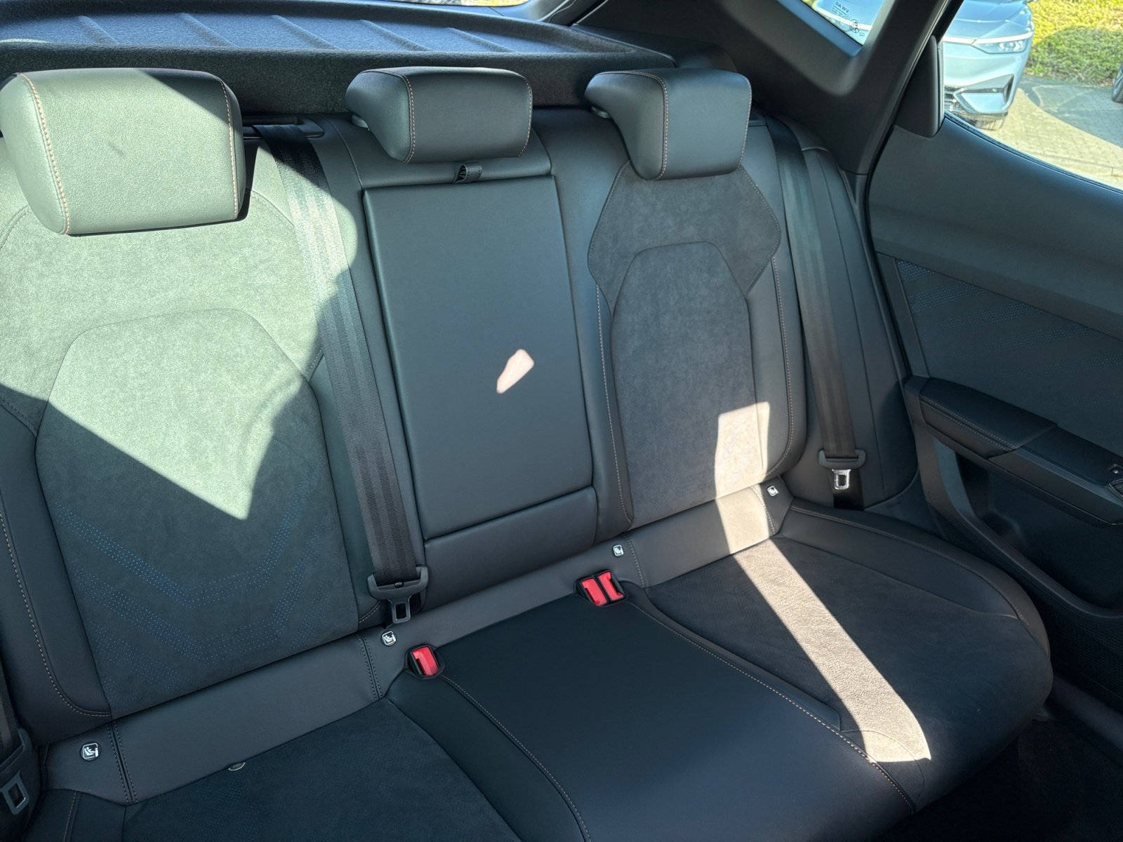 Foto 1 - Cupra Formentor 2.0 TSI 4Drive DSG AHK ACC Rückfahrkamera Einparkhilfe, Magnetic Grau