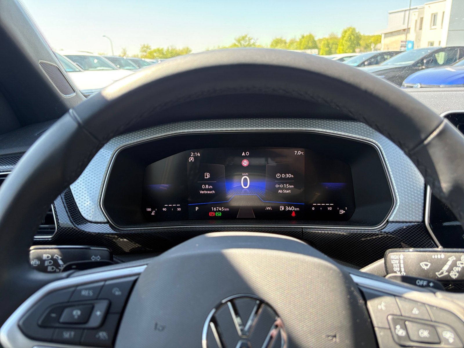 Foto 1 - T-Cross 1.0 TSI DSG AHK Einparkhilfe Navi Sitzheizung, Ascotgrau