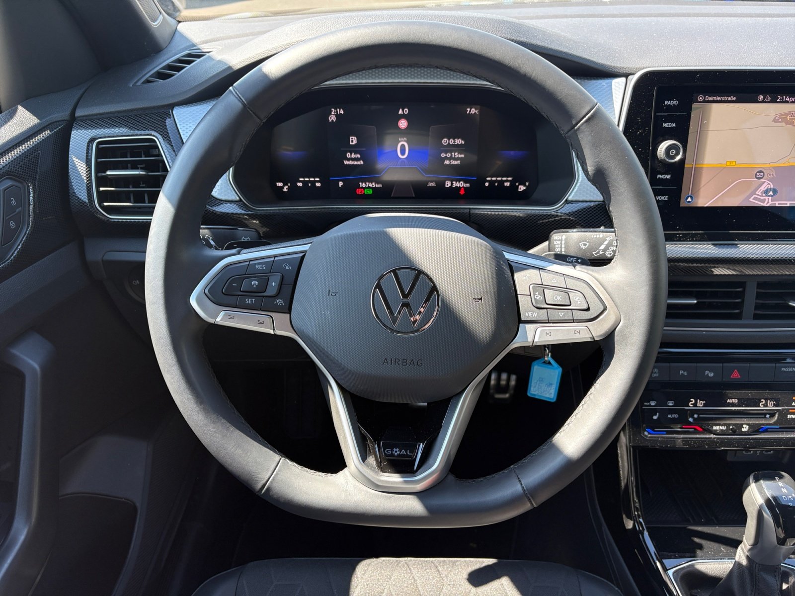 Foto 1 - T-Cross 1.0 TSI DSG AHK Einparkhilfe Navi Sitzheizung, Ascotgrau