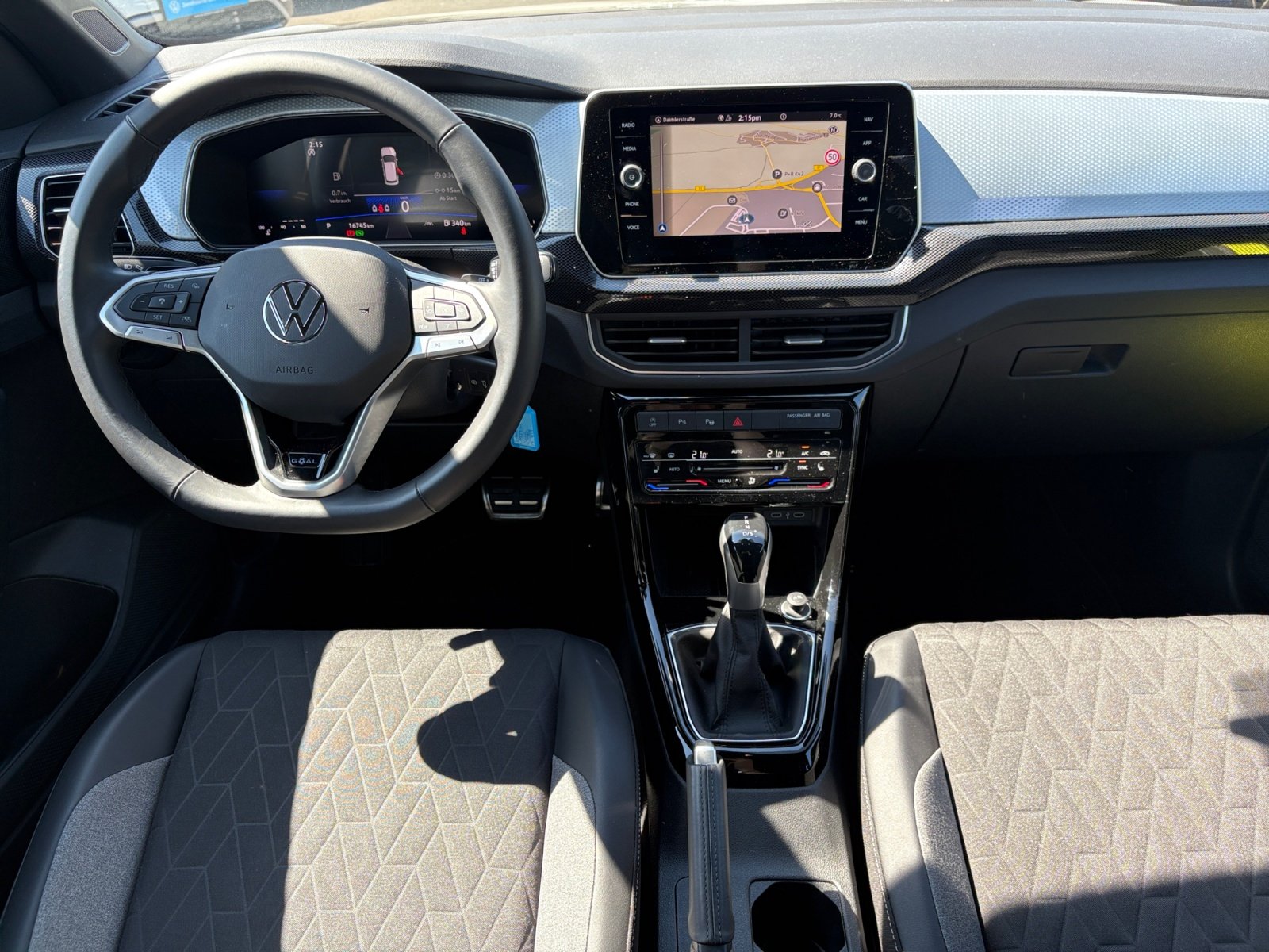 Foto 1 - T-Cross 1.0 TSI DSG AHK Einparkhilfe Navi Sitzheizung, Ascotgrau