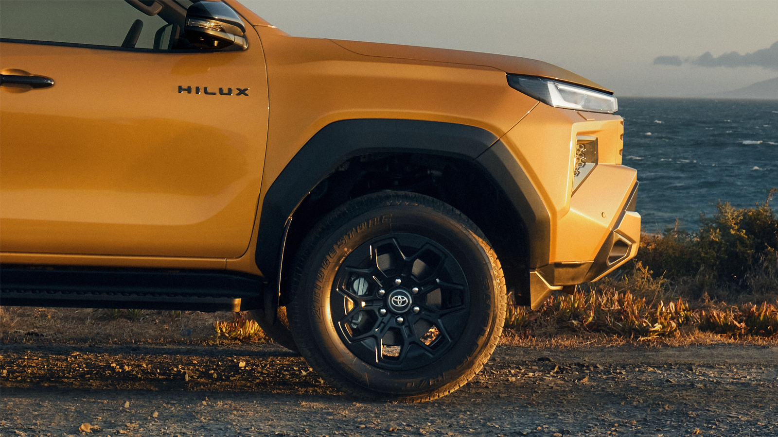 Toyota NFZ Hilux Mild-Hybrid